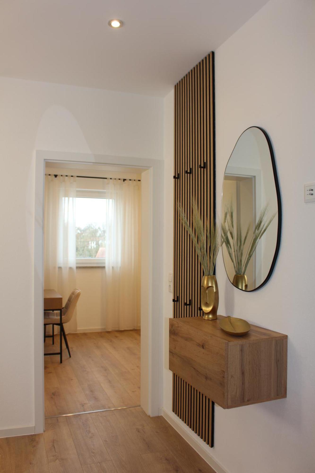 Apartment Mit Voll Ausgestatetter Kueche, Badewanne, Balkon, Parkplatz Vor Dem Haus, Ruhig Gelegen, Ada4 Kulmbach Buitenkant foto