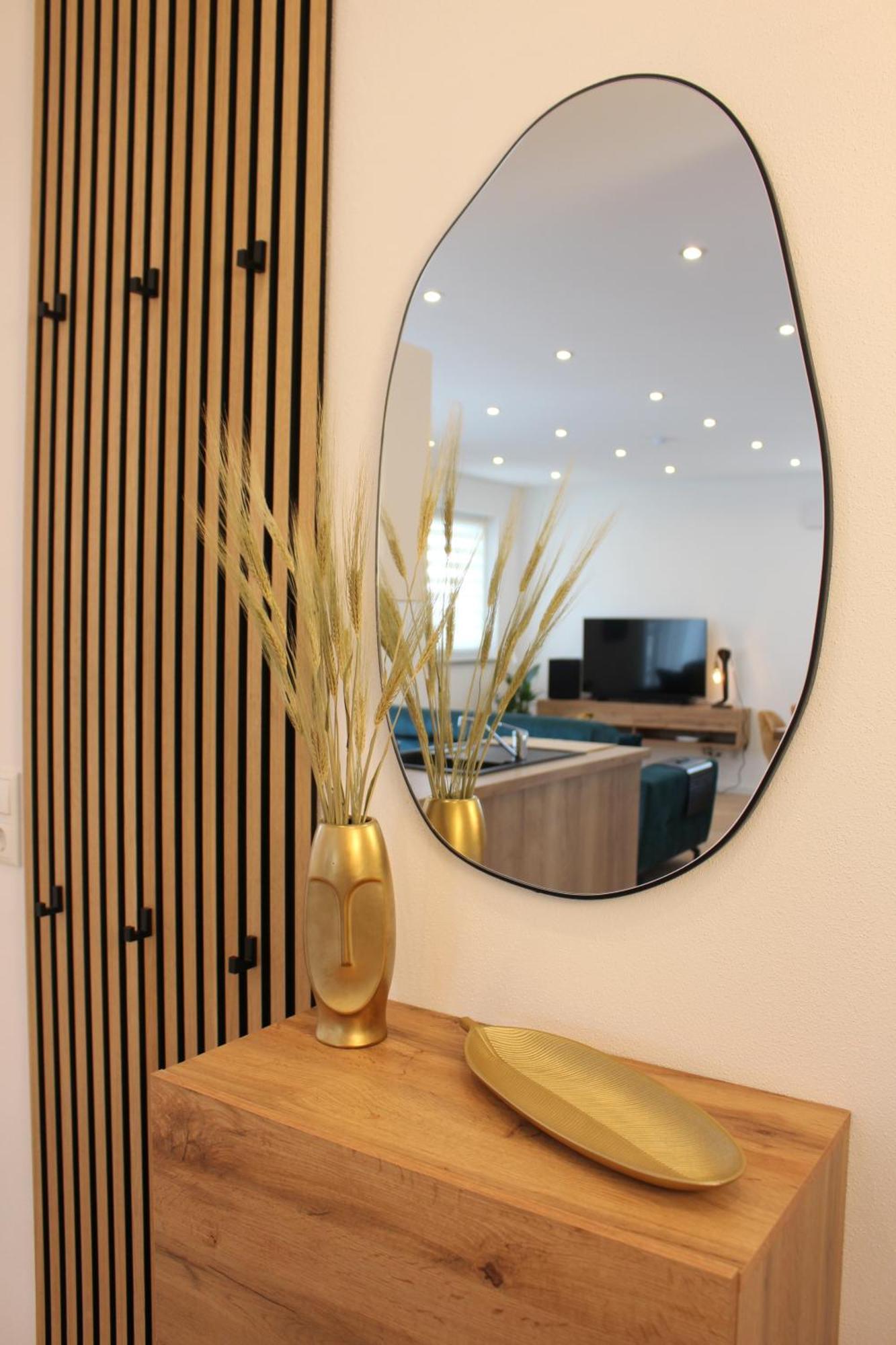 Apartment Mit Voll Ausgestatetter Kueche, Badewanne, Balkon, Parkplatz Vor Dem Haus, Ruhig Gelegen, Ada4 Kulmbach Buitenkant foto